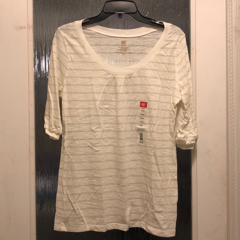 Short sleeve top